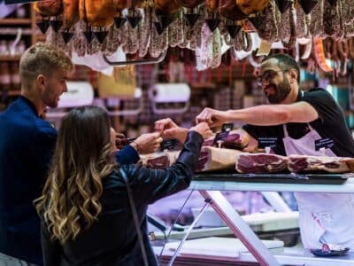Le marché Victor-Hugo à Toulouse