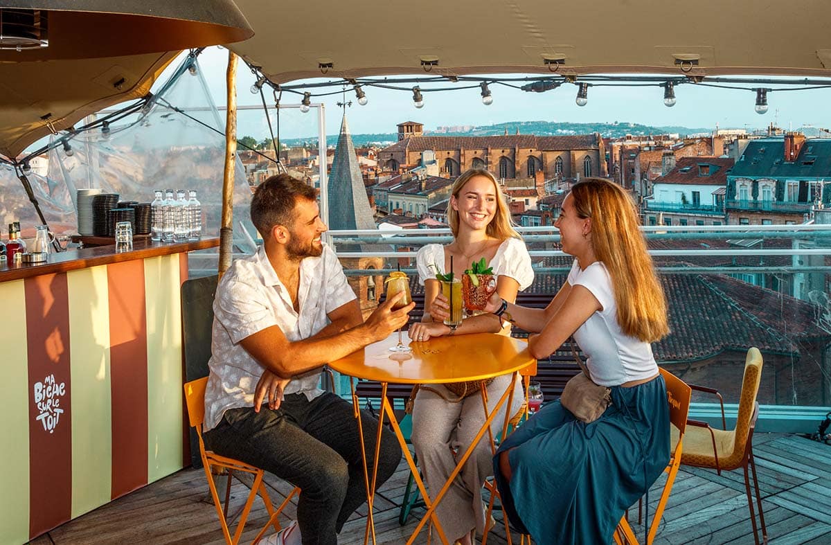Le rooftop du restaurant Ma Biche sur le Toit