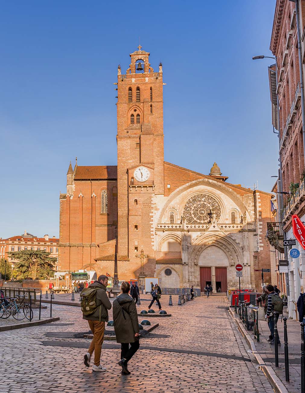 La place Saint-Étienne à Toulouse