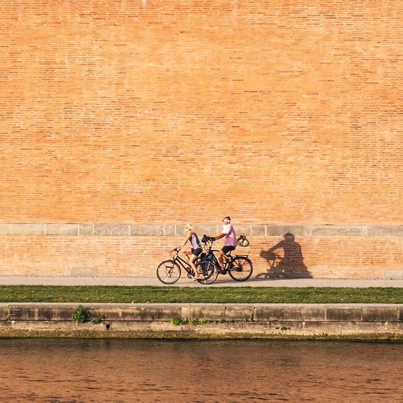 Vélos en bord de Garonne
