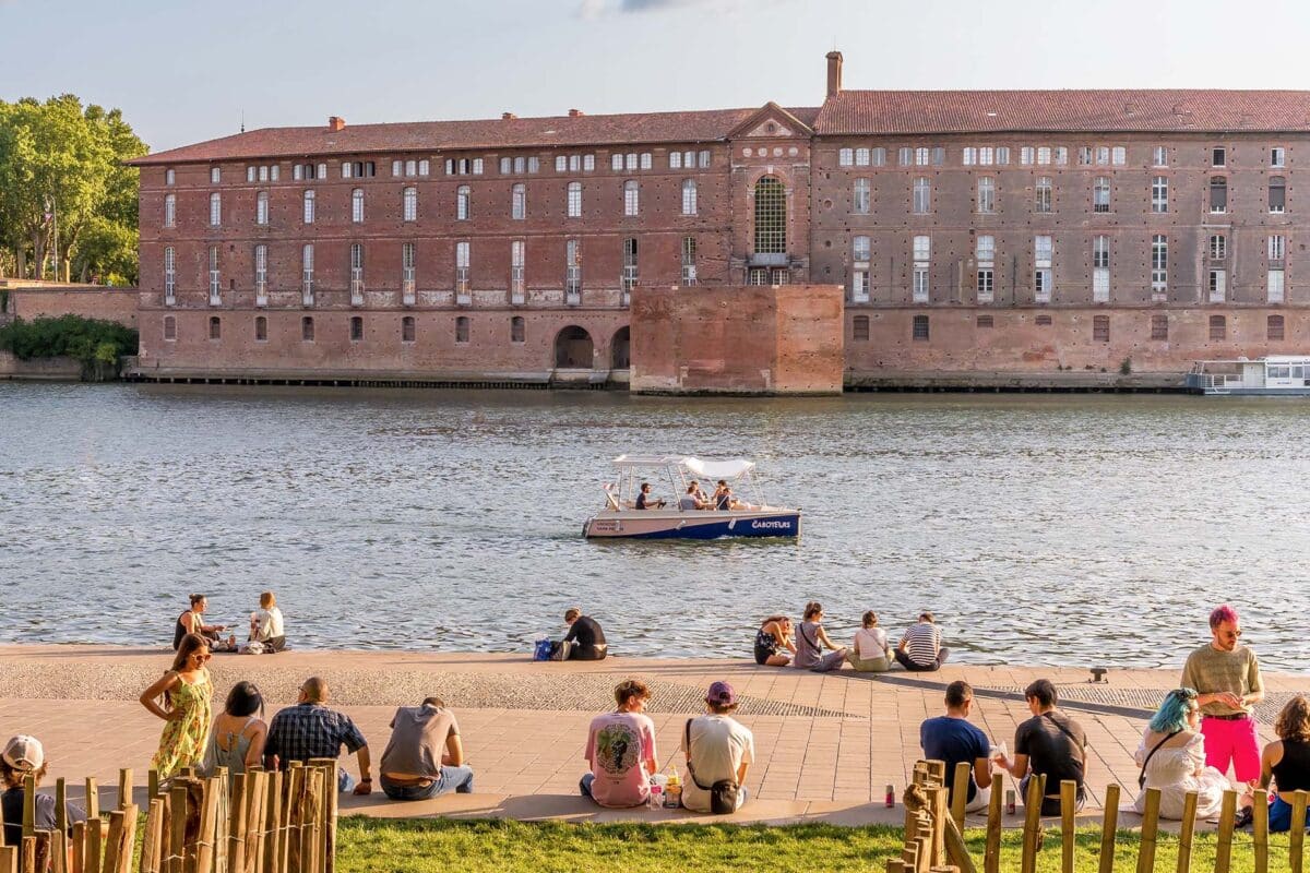 Visitez Toulouse, les bords de Garonne