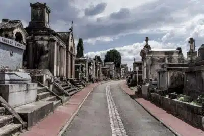 Halloween, le cimetière Terre Cabade