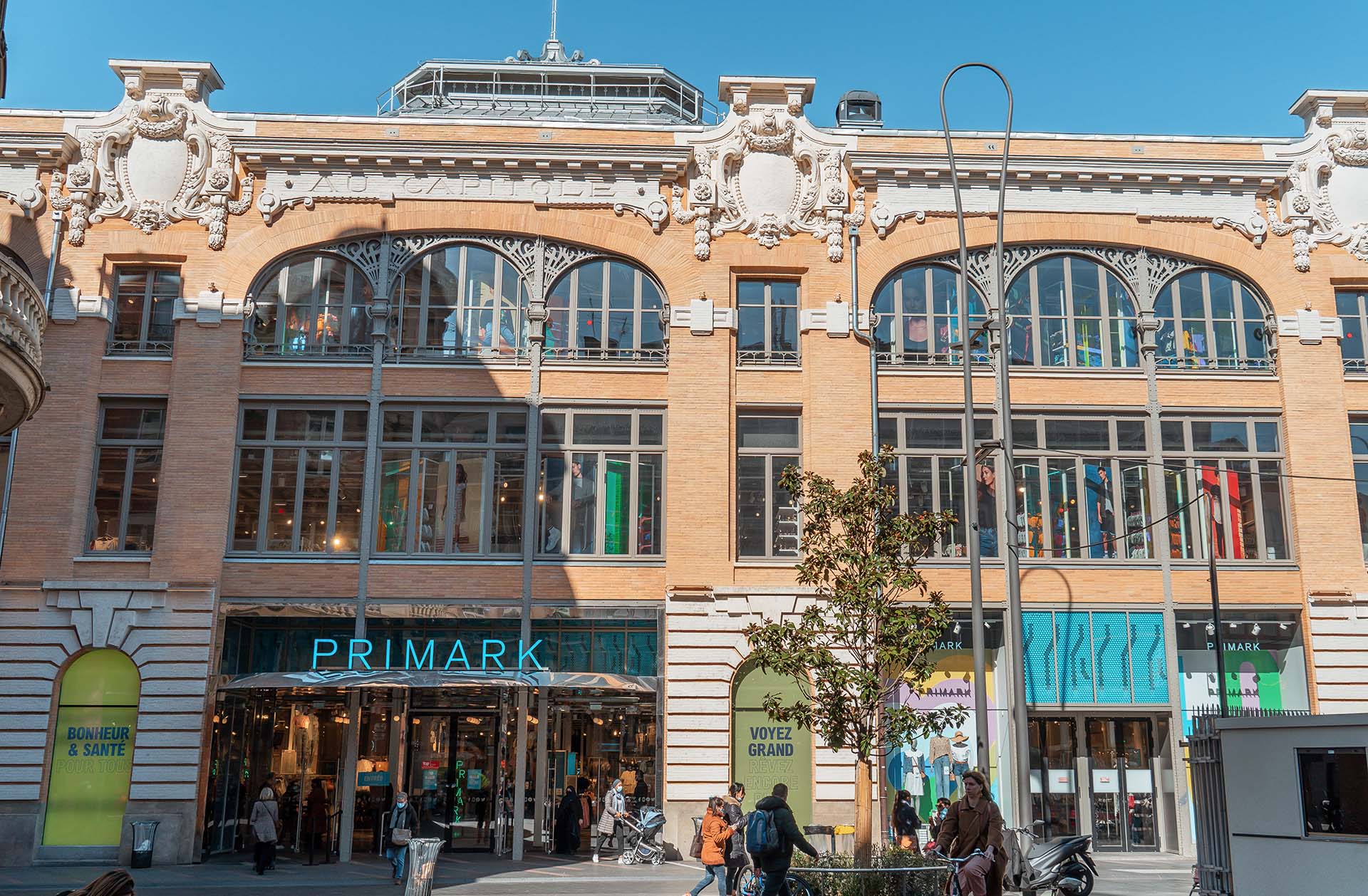 Les grands magasins toulousains