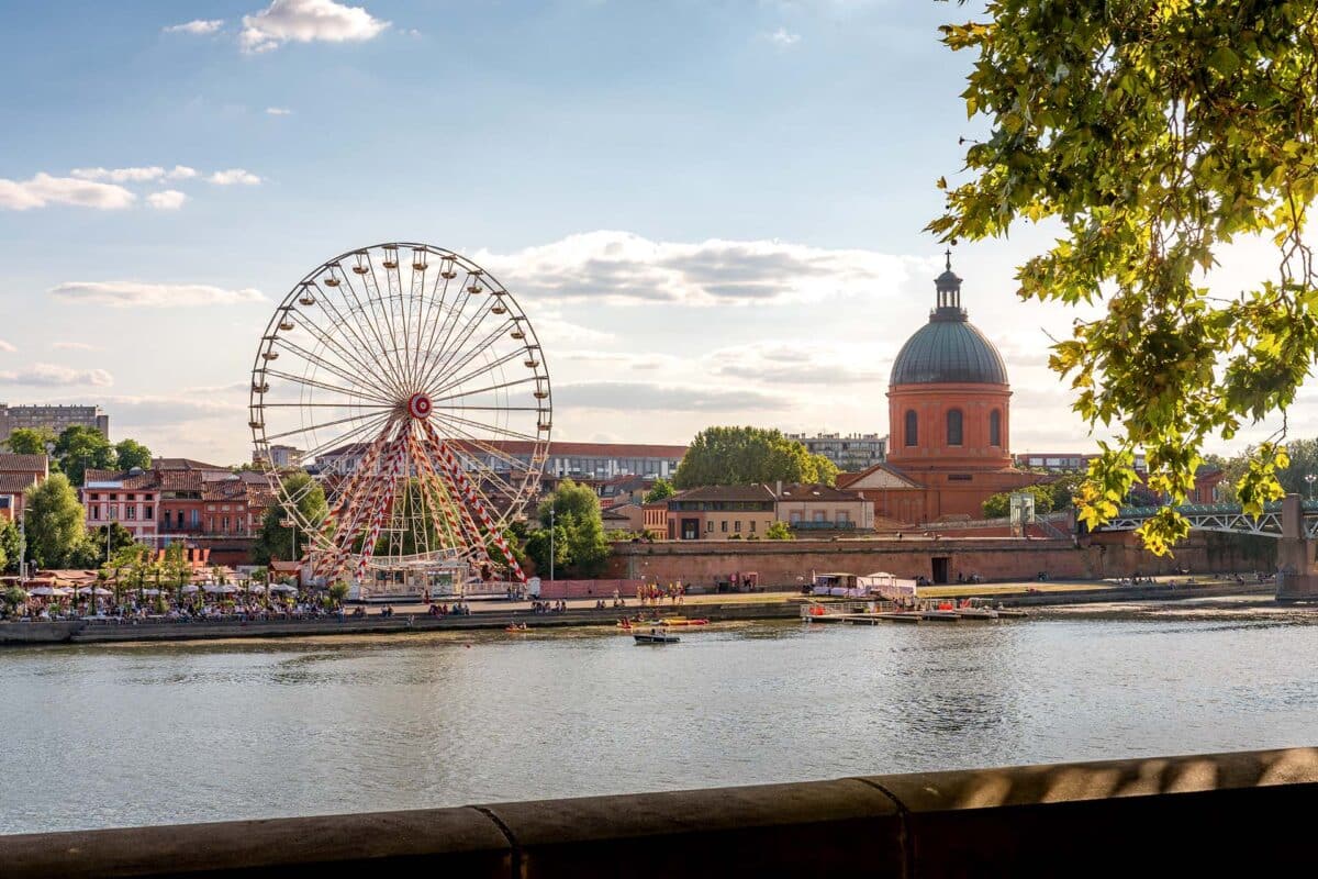 Quai bord de Garonne à Toulouse